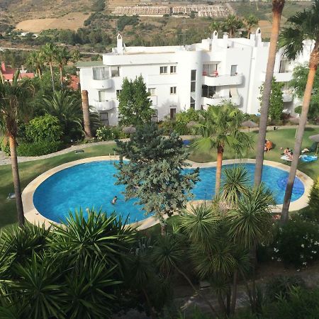 Apartamento Del Paraiso Estepona Dış mekan fotoğraf